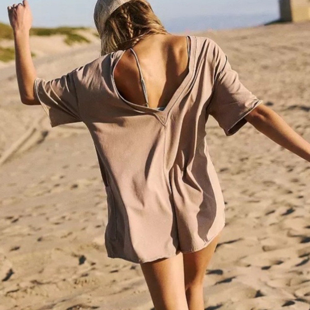Free People Hot Shot Romper Mocha Latte Size L NWT Oversized - Picture 2 of 5